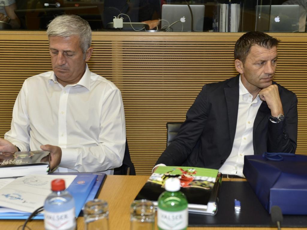 Treinadores de Elite da UEFA: Petkovic (Lazio) e Djukic (Valencia)