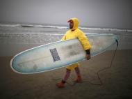Concurso de Surf no Halloween, California (REUTERS)