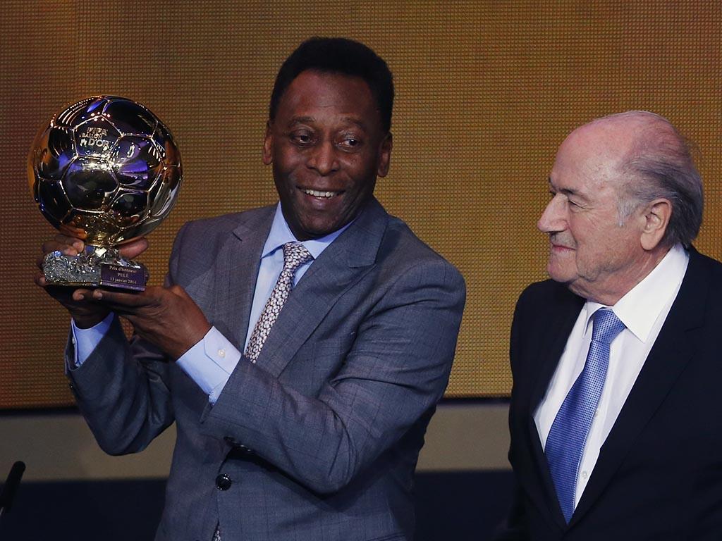 Pelé nos Prémios Bola de Ouro 2013 (REUTERS)