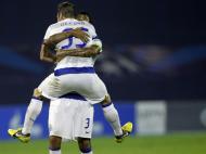 Lucho e Defour no FC Porto (Reuters)