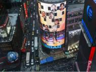 Um combate de wrestling em Times Square (Reuters)