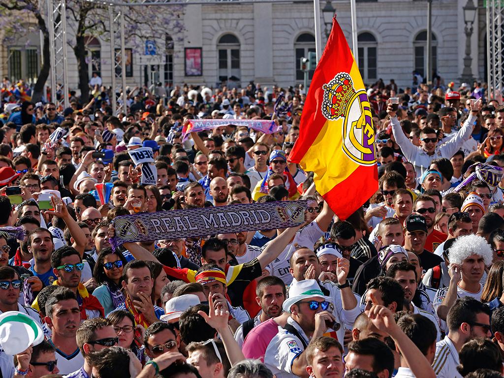 A festa dos adeptos espanhóis em Lisboa