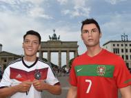 Ronaldo e Ozil de cera em Berlim (EPA)