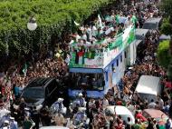 Seleção da Argélia foi recebida em festa na capital (Reuters)