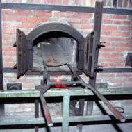 Fornalhas usadas pelos nazis para queimar os corpos das vítimas