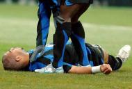 Adriano inanimado no Inter-Empoli