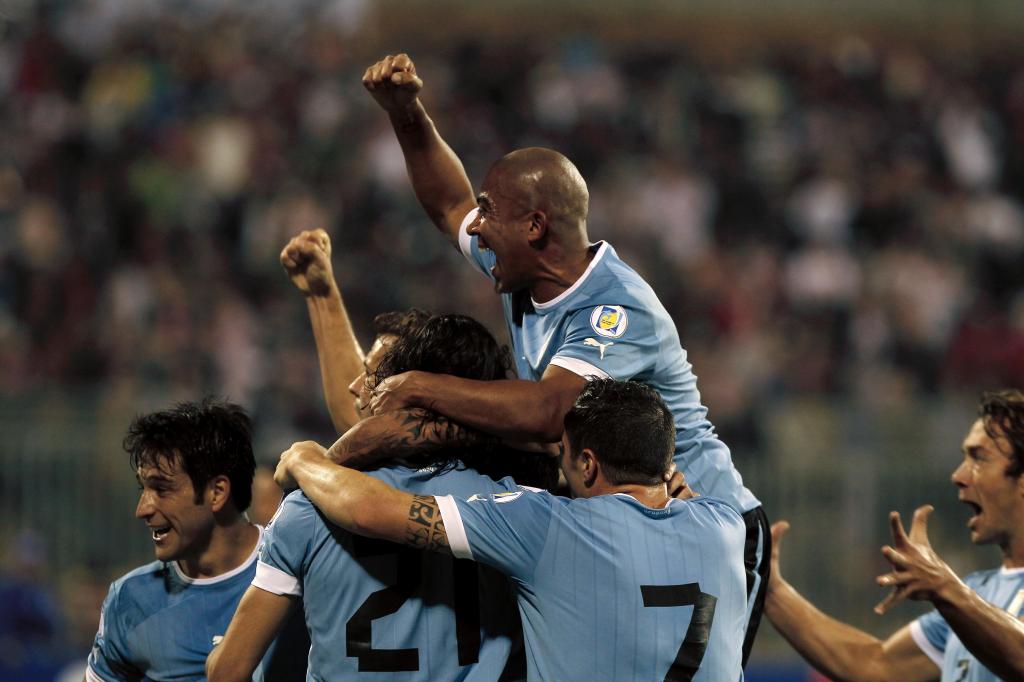 Uruguai festeja apuramento para o Mundial 2014 (foto Reuters)