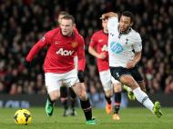 Rooney em luta com Dembele