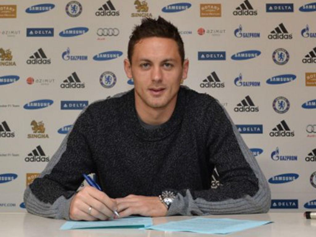 Matic assinou pelo Chelsea