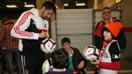 Benfica concretiza sonho de jovem com paralisia cerebral (foto Benfica)