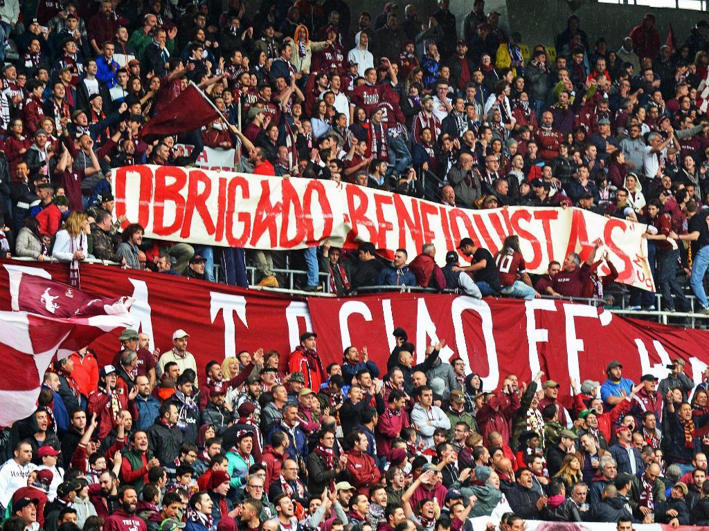 Adeptos do Torino agradecem a benfiquistas