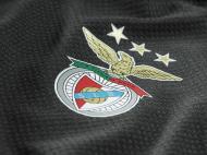 Novo equipamento alternativo do Benfica