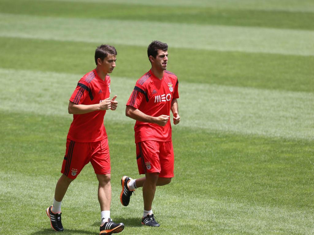 Djuricic e Nélson Oliveira (foto Benfica)