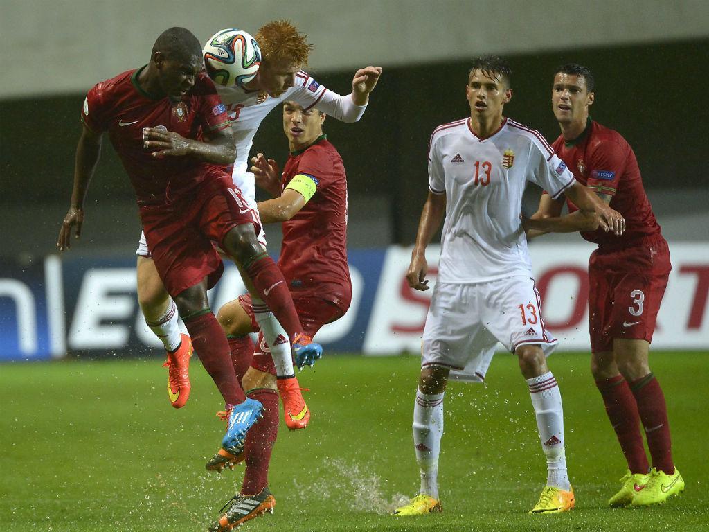 Sub-19: Portugal vence República Checa por 3-0 e já está na fase final