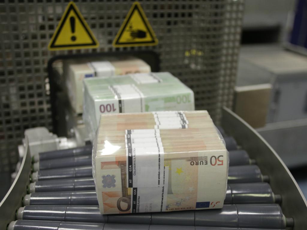 Dinheiro (Reuters)