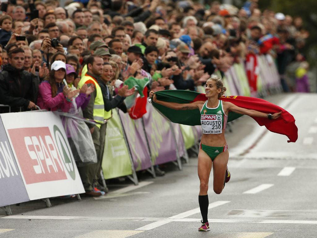 Jessica Augusto medalha de bronze na maratona dos Europeus (Reuters)