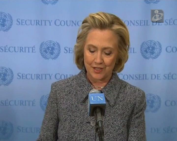 Hillary Clinton reconhece que não devia ter usado e-mail pessoal para assuntos oficiais