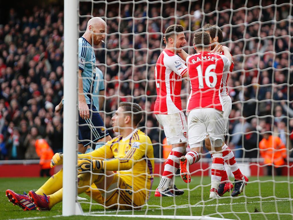 Arsenal-West Ham (Reuters/ John Sibley)