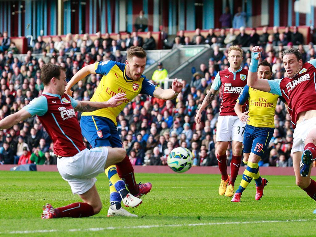 Burnley-Arsenal (Reuters/ Jason Cairnduff)