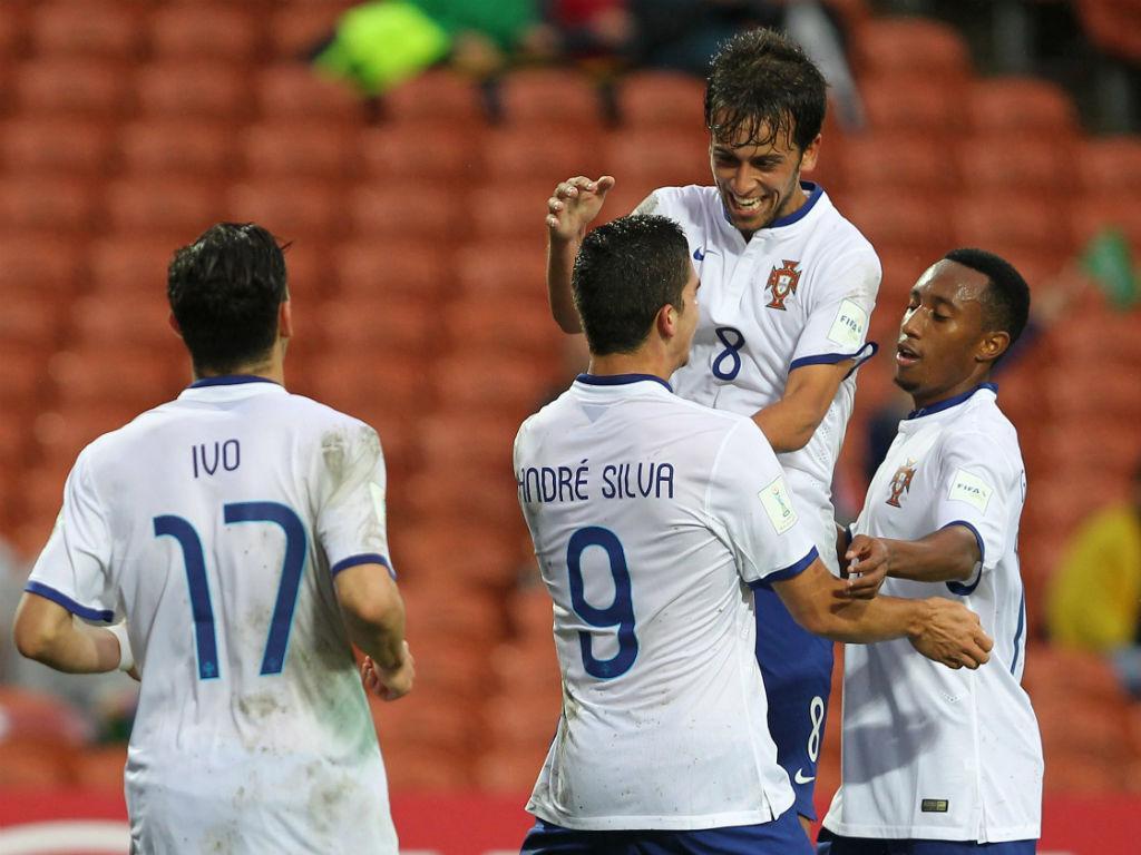Qatar-Portugal: Francisco Ramos e Gelson celebram golo de André Silva