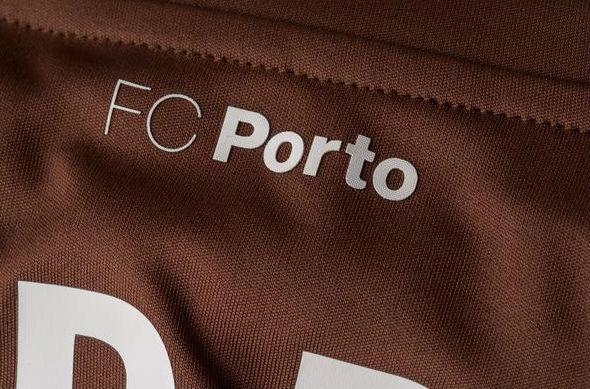 A nova camisola alternativa do FC Porto