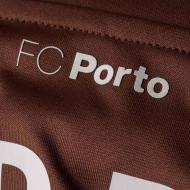 Equipamentos oficiais do FC Porto para 2015/16