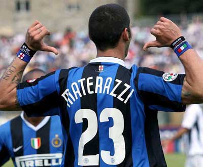 Inter campeão de Itália com dois golos de Materazzi