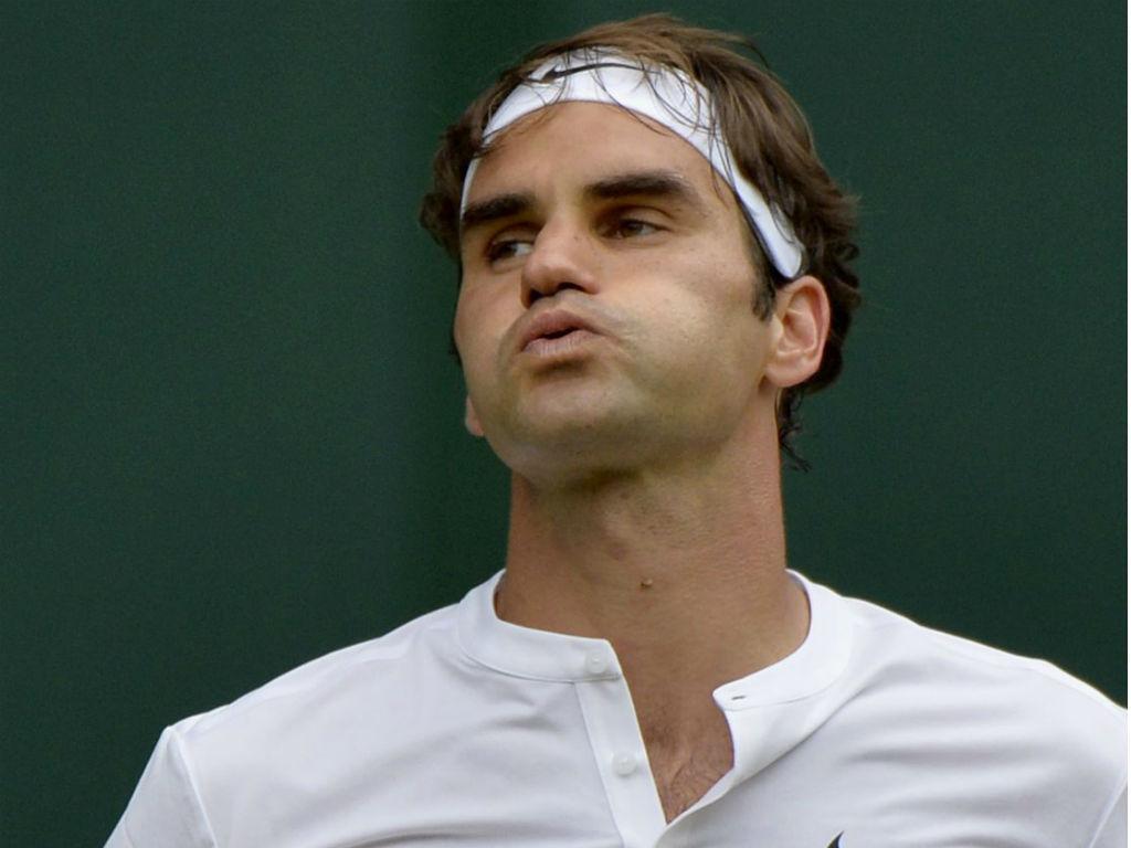 Djokovic volta a bater Federer na final de Wimbledon