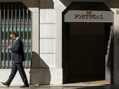 Banco de Portugal alivia teste de esforço no crédito da casa - TVI