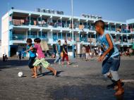 Refugiados e o futebol (REUTERS)