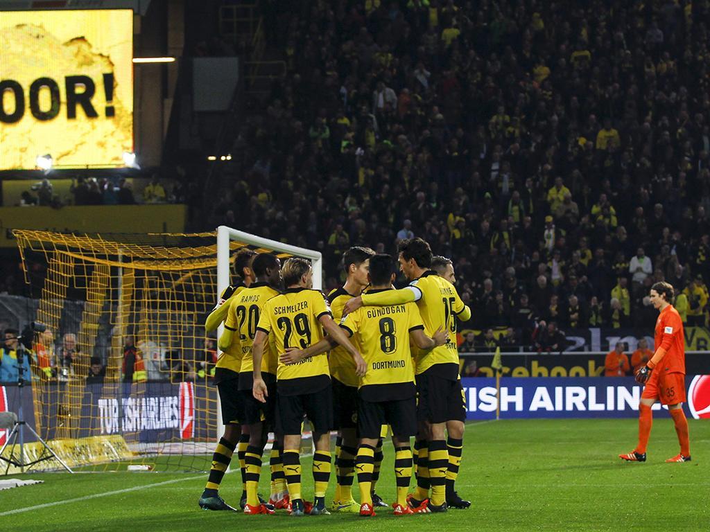 Dortmund-Augsburg (Reuters)