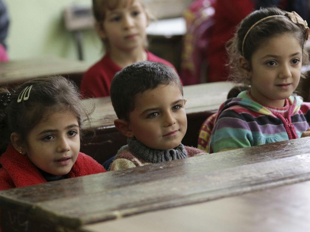 Escola bombardeada na Síria volta a abrir portas(REUTERS/Khalil Ashawi)