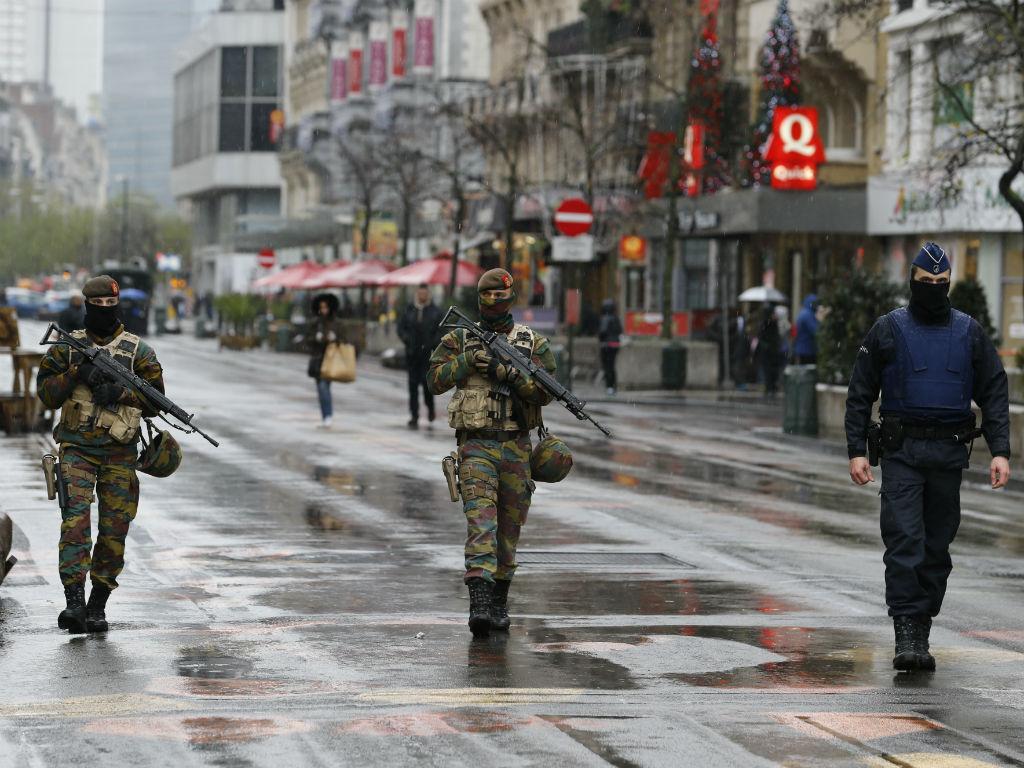 Bruxelas em alerta terrorista máximo (REUTERS)