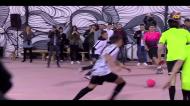 Cabrito de Neymar num jogo de exibição de futsal em Barcelona 