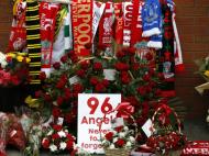 Tragédia de Hillsborough faz 27 anos: as fotos da cerimónia 