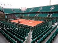 Chuva estraga o dia em Roland Garros (EPA)