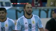 Higuaín à meia-volta faz o primeiro da Argentina