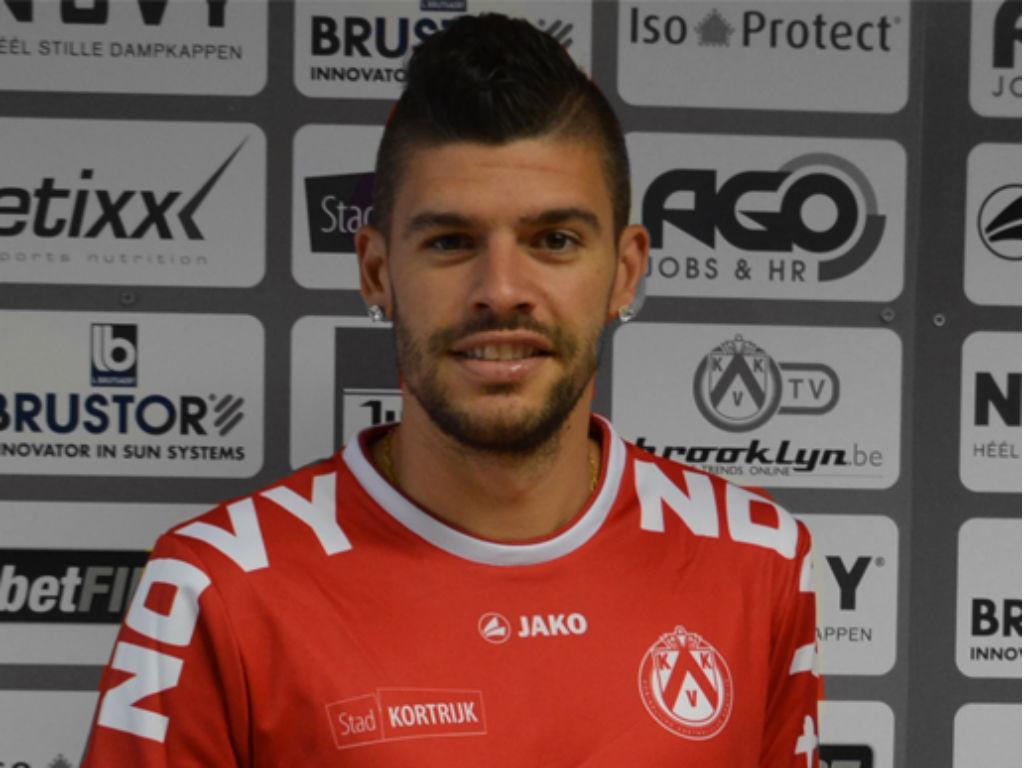 Joãozinho assinou pelo Kortrijk