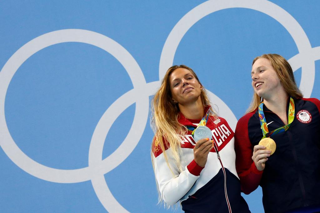 Lilly King e Yulia Efimova (Reuters/David Gray)