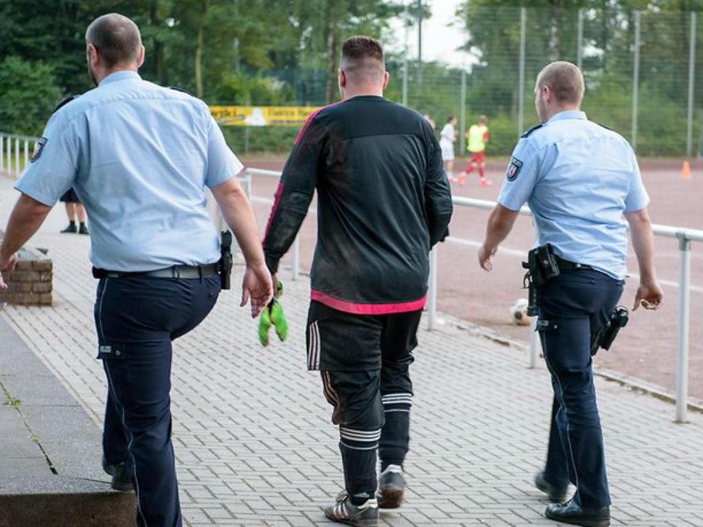 Guarda-redes detido na Alemanha