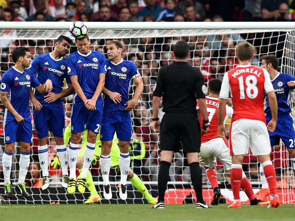 Arsenal-Chelsea (Reuters)