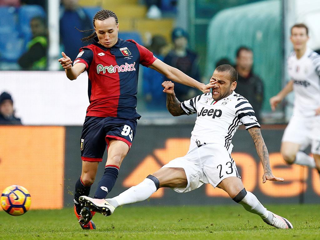 Génova-Juventus (Reuters) 