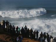 Nazaré: espectáculo nas ondas gigantes 