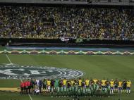 Brasil-Colômbia em tributo à Chape (LUSA)