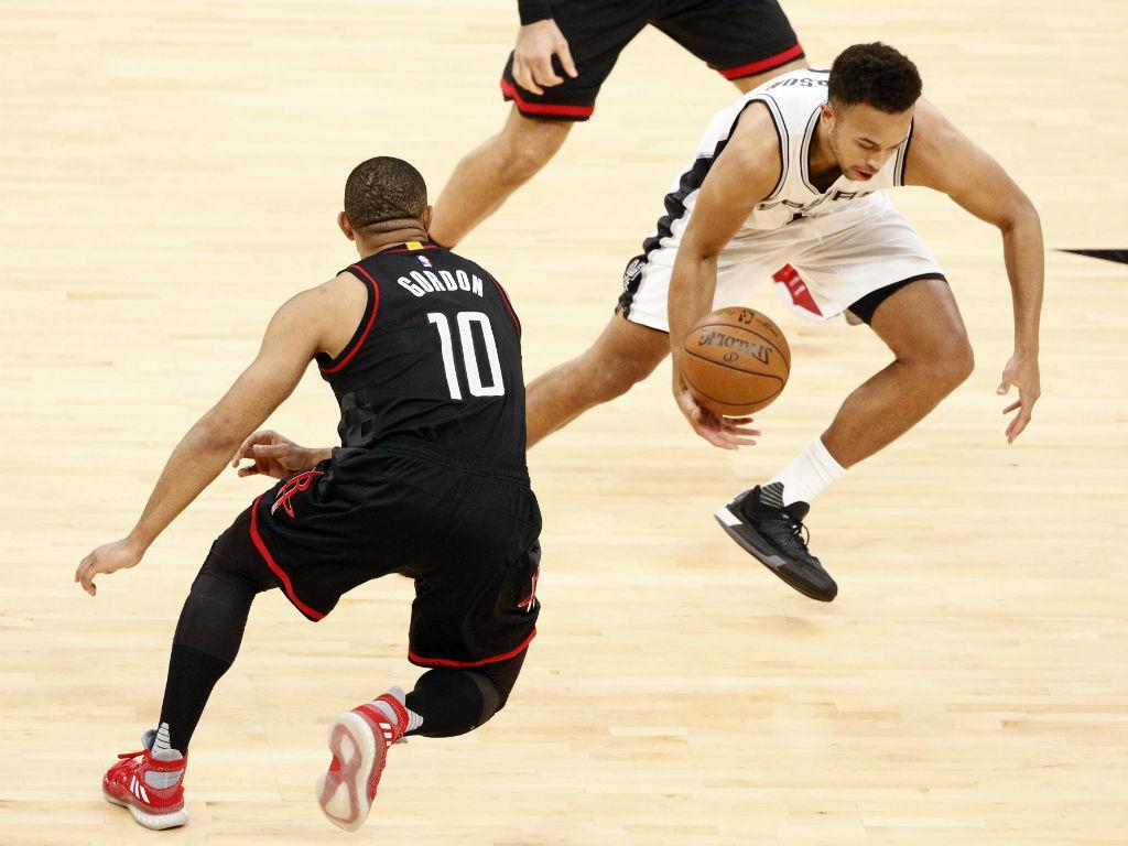 San Antonio Spurs-Houston Rockets (Reuters)