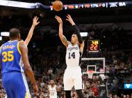 San Antonio Spurs-Golden State Warriors (Reuters)
