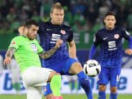 Alemanha: Wolfsburgo de Vieirinha ganha vantagem no play-off