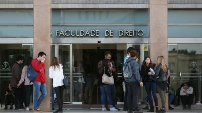 Faculdade de Direito de Lisboa abre processo a aluno por comentários discriminatórios contra brasileiros - TVI