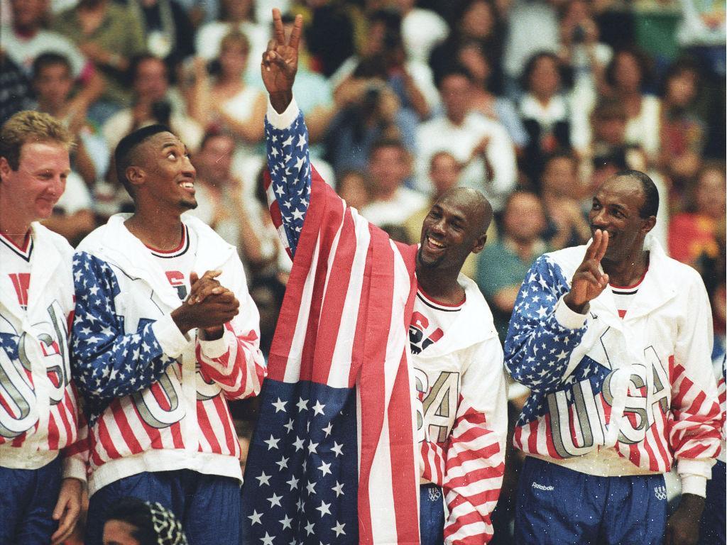 Barcelona 1992: a Dream Team e a bandeira no ombro de Michael Jordan
