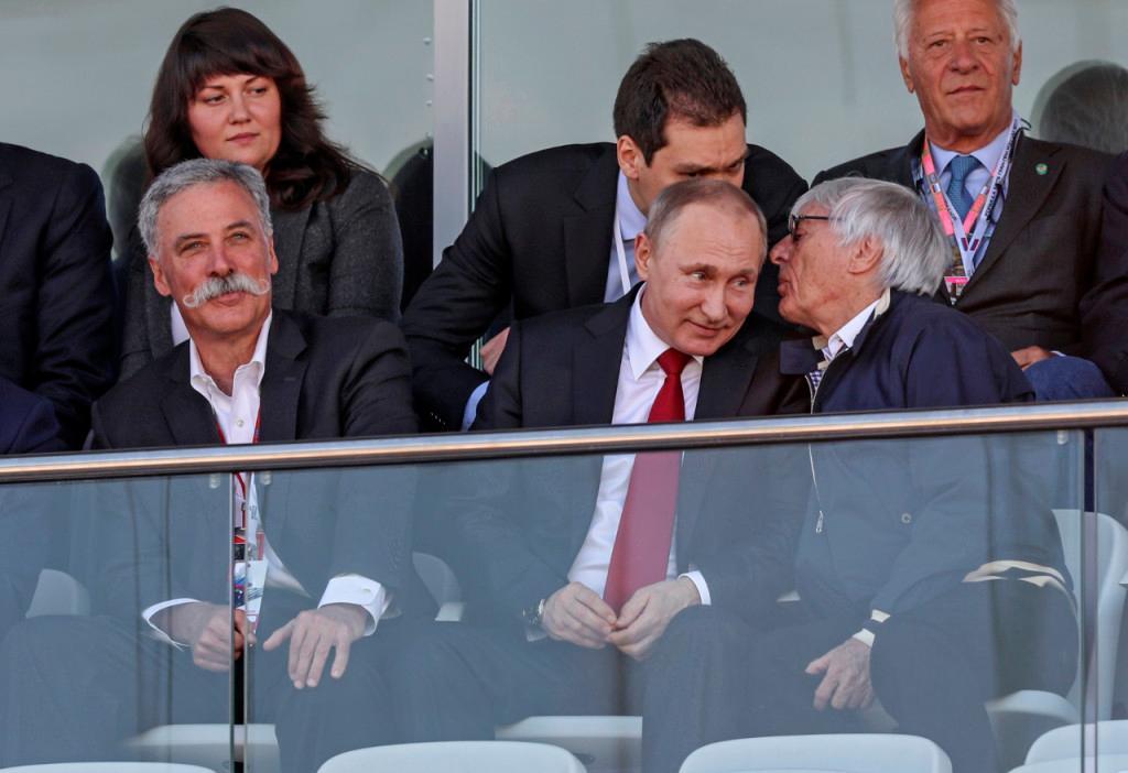 Chase Carey, Vladimir Putin e Bernie Ecclestone